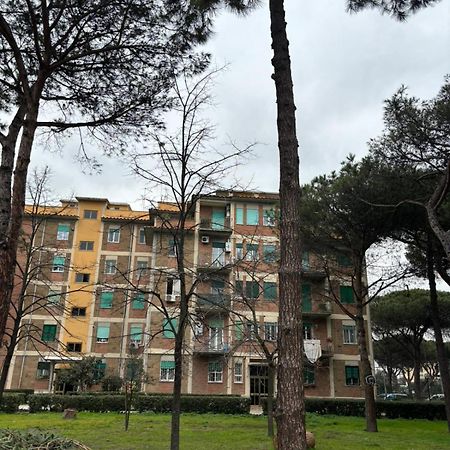 Appartamento locato con finalità turistiche Ostia Esterno foto
